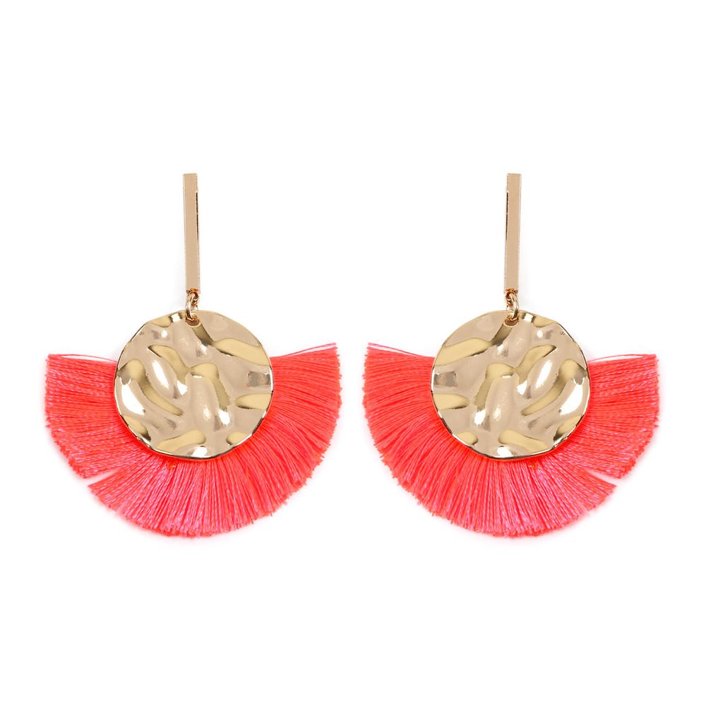 A pair of Hammered Disc Drop Fan Tassel Dangle Earrings featuring vibrant tassels and a stylish hammered disc design.