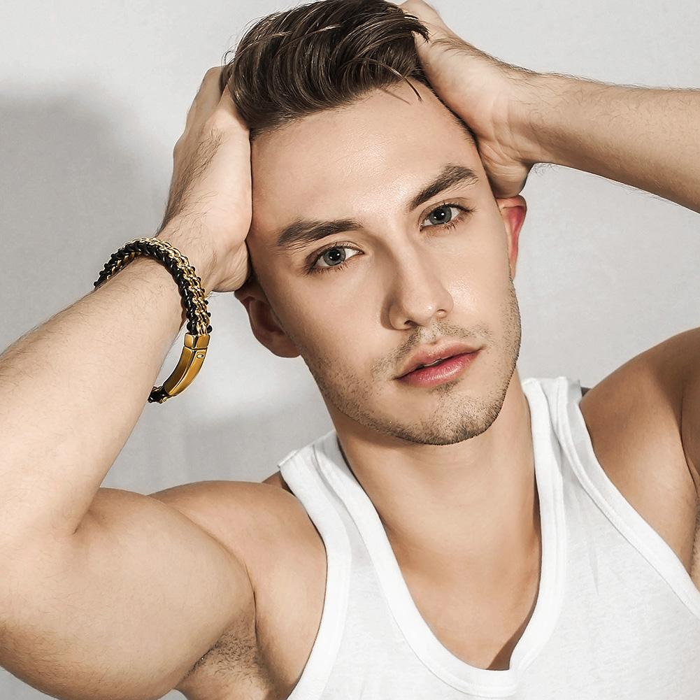 Stylish leather bracelet featuring a secure magnet clasp, crafted from durable materials for everyday wear.