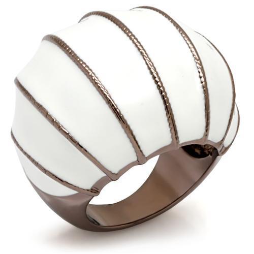 LO1638 Chocolate Gold Brass Ring showcasing its elegant design and luxurious finish.