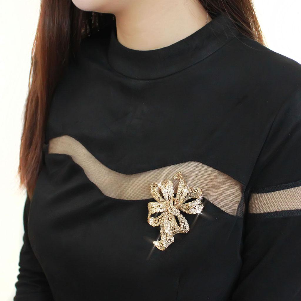 LO2403 Gold White Metal Brooch featuring a top-grade citrine crystal, showcasing elegance and sophistication.