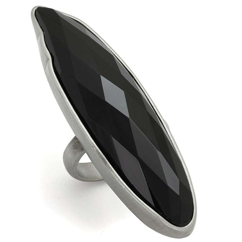 LO3910 Antique Silver Brass Ring featuring a synthetic onyx stone in jet color, showcasing its elegant design and antique finish.