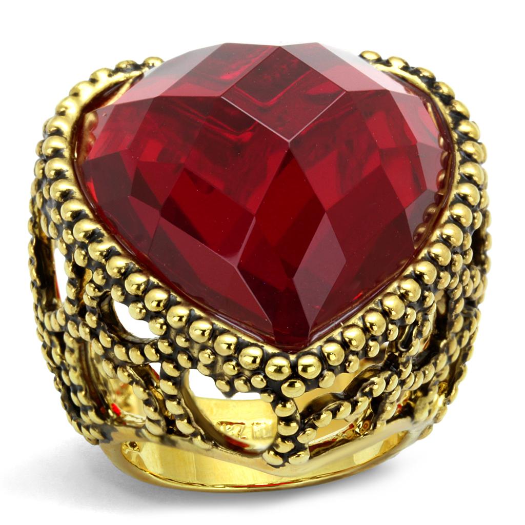 LO4102 Gold Brass Ring featuring a synthetic glass garnet stone, showcasing its elegant design and luxurious finish.