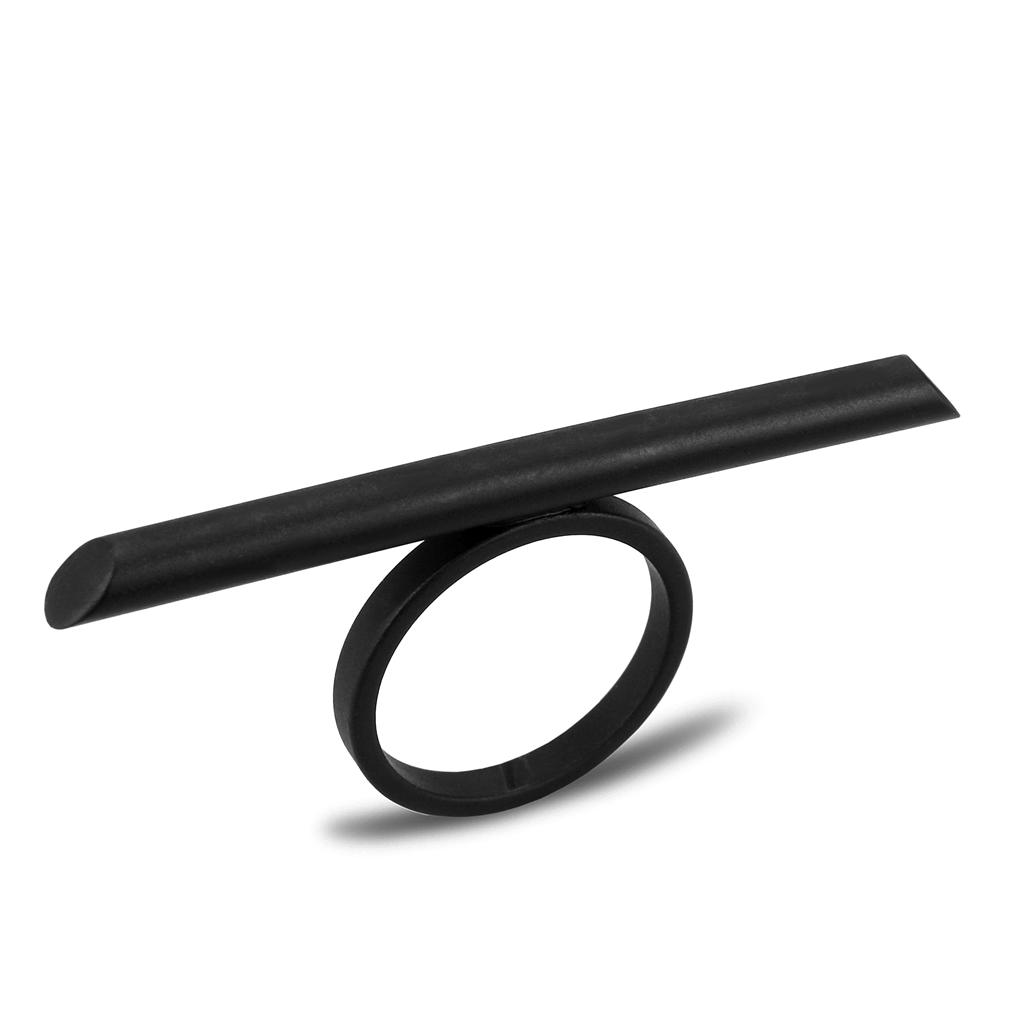 LO4259 Ruthenium Brass Ring with a sleek design, showcasing its elegant finish and lightweight structure.