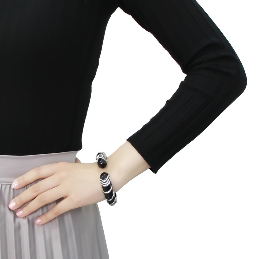 LO4324 TIN Cobalt Black Brass Bangle featuring a clear top-grade crystal, showcasing a modern and elegant design.