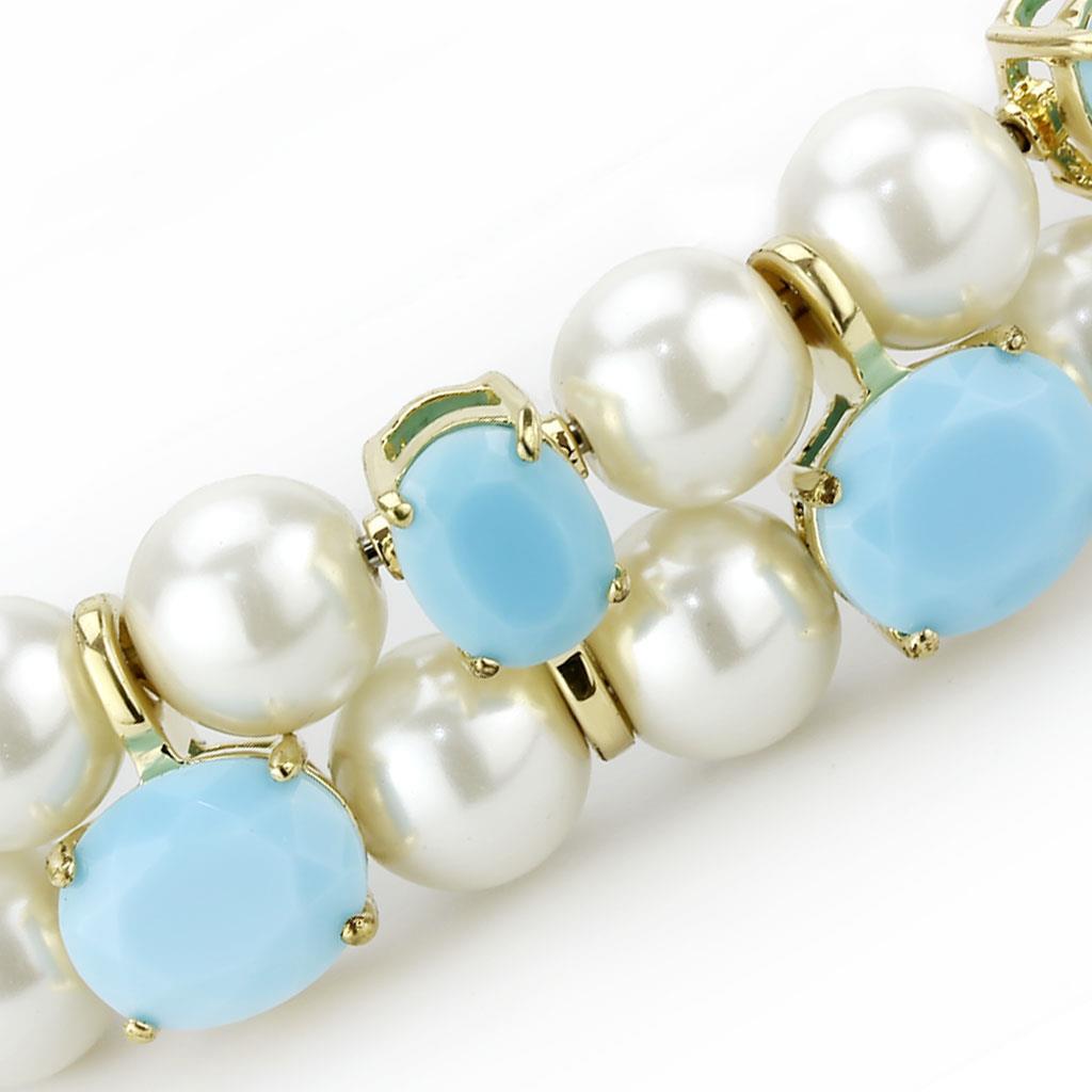 LO4661 Gold Brass Necklace featuring a white synthetic glass bead, elegantly designed for versatile wear.