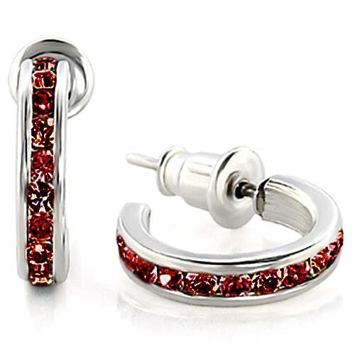 LOAS1352 High-Polished 925 Sterling Silver Earrings featuring top-grade garnet crystals, showcasing their elegant design and shiny finish.