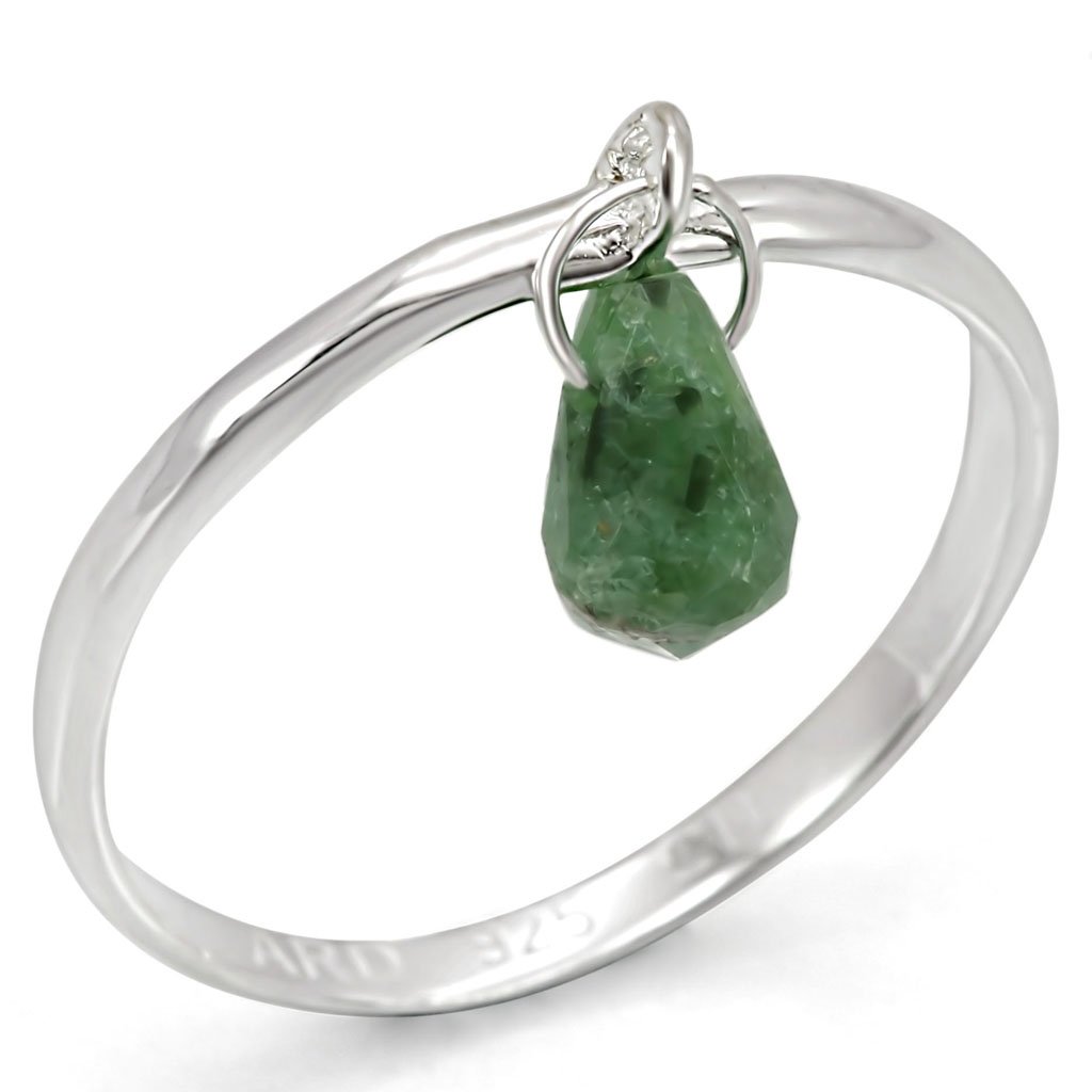 LOS322 Silver 925 Sterling Silver Ring featuring a vibrant genuine emerald stone, showcasing its elegant design and craftsmanship.