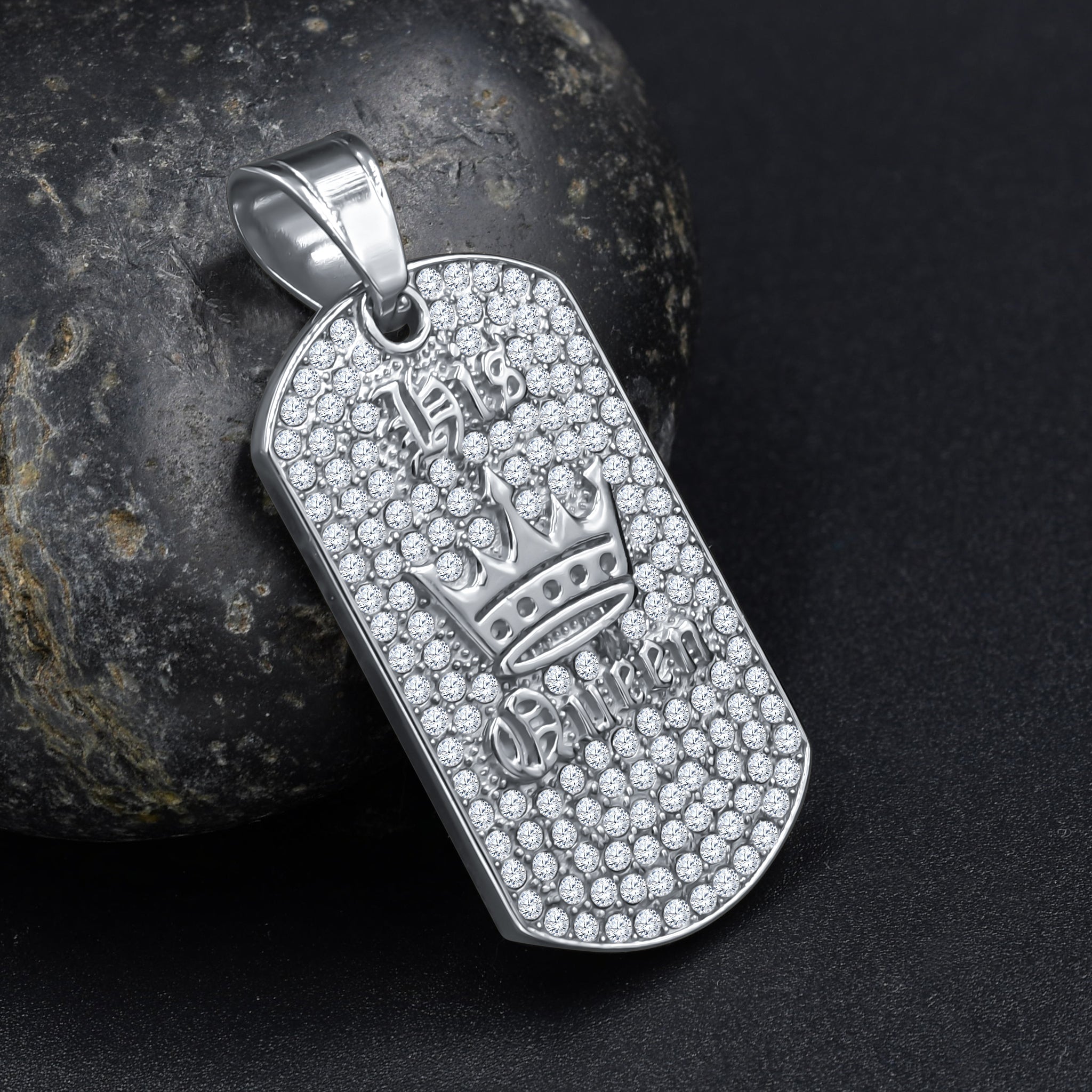 LUXUEUX Pendant I 9310081 featuring a stainless steel locket adorned with sparkling cubic zirconia stones, elegantly designed for a majestic look.