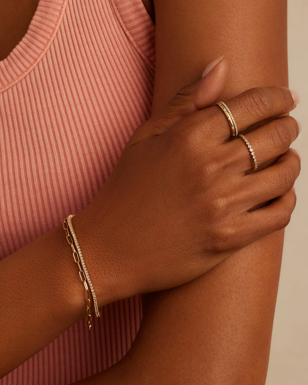 Melbourne Diamond Tennis Bracelet featuring 90 lab-grown diamonds with a total weight of 2 CT, showcasing elegance and luxury.