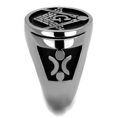 Men's stainless steel epoxy ring TK2315 with a high-polished jet black finish, showcasing its sleek and modern design.
