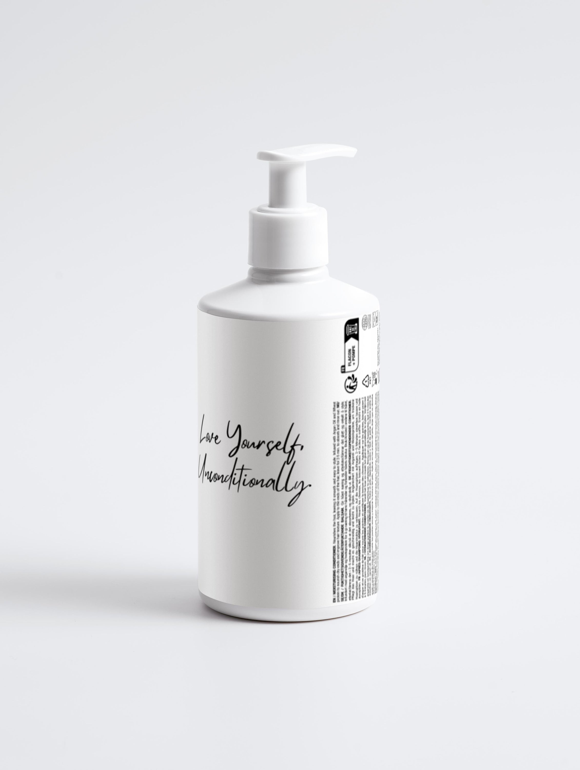 Mindful Hair Care Moisturising Conditioner bottle with natural ingredients like Argan Oil and Wheat Protein, designed for nourishing dry hair.