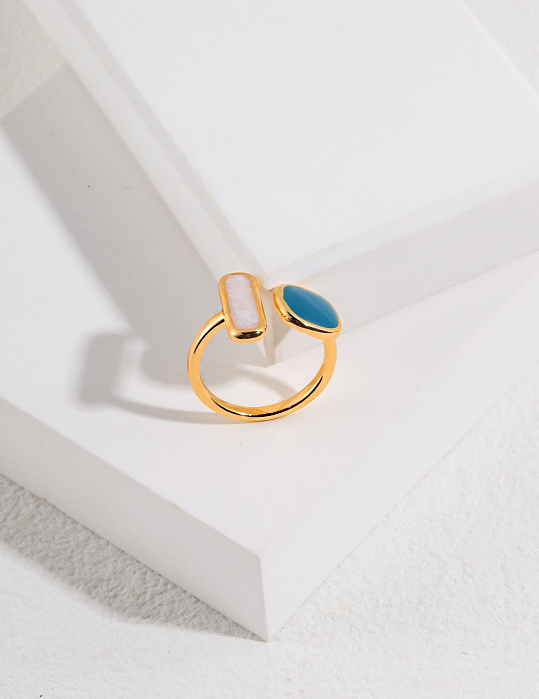 Minimalist Band Drip Glaze Open Ring featuring gold vermeil and lapis lazuli, elegantly designed with an adjustable band.