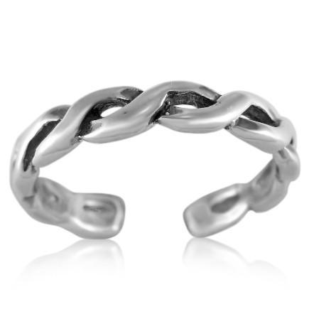A stylish Modern Twist Braid Sterling Silver Toe Ring featuring an intricate braided design, perfect for summer fashion.