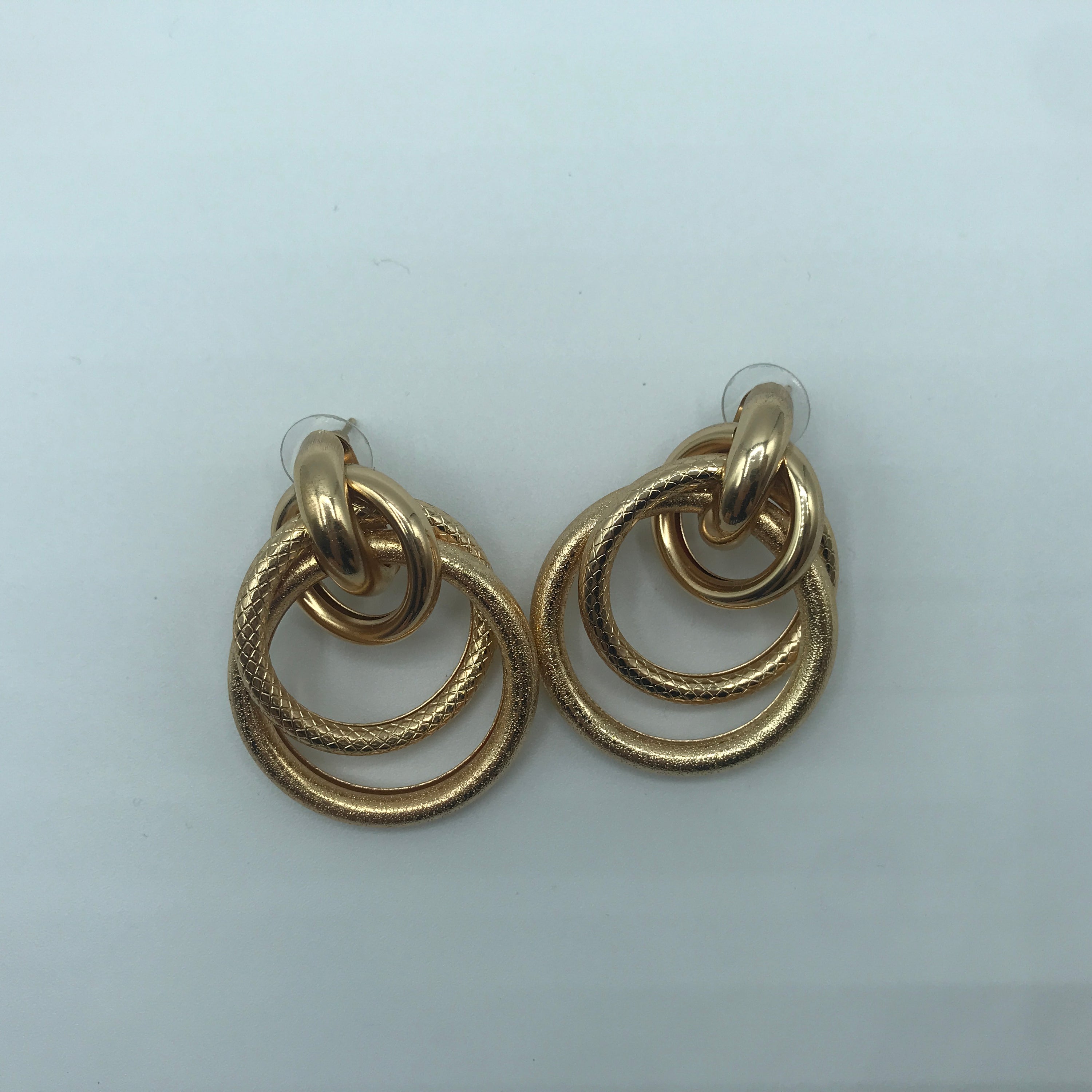 Multi hoop earrings featuring a unique snake pattern, crafted from alloy and steel, measuring 4.5cm in length.