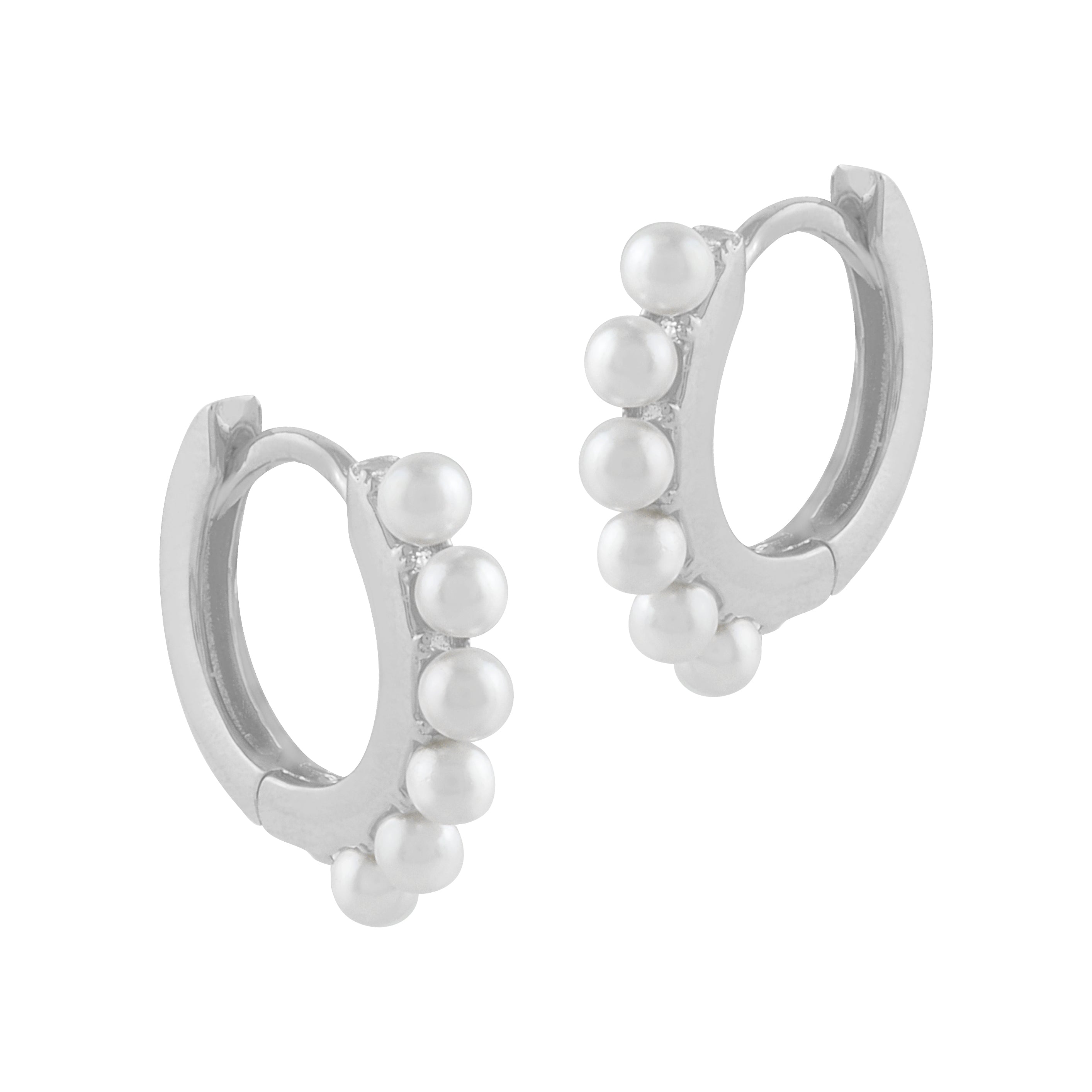 Pendientes criolla de plata con perlitas de 2 mm, elegantes y sofisticados, perfectos para cualquier ocasión.