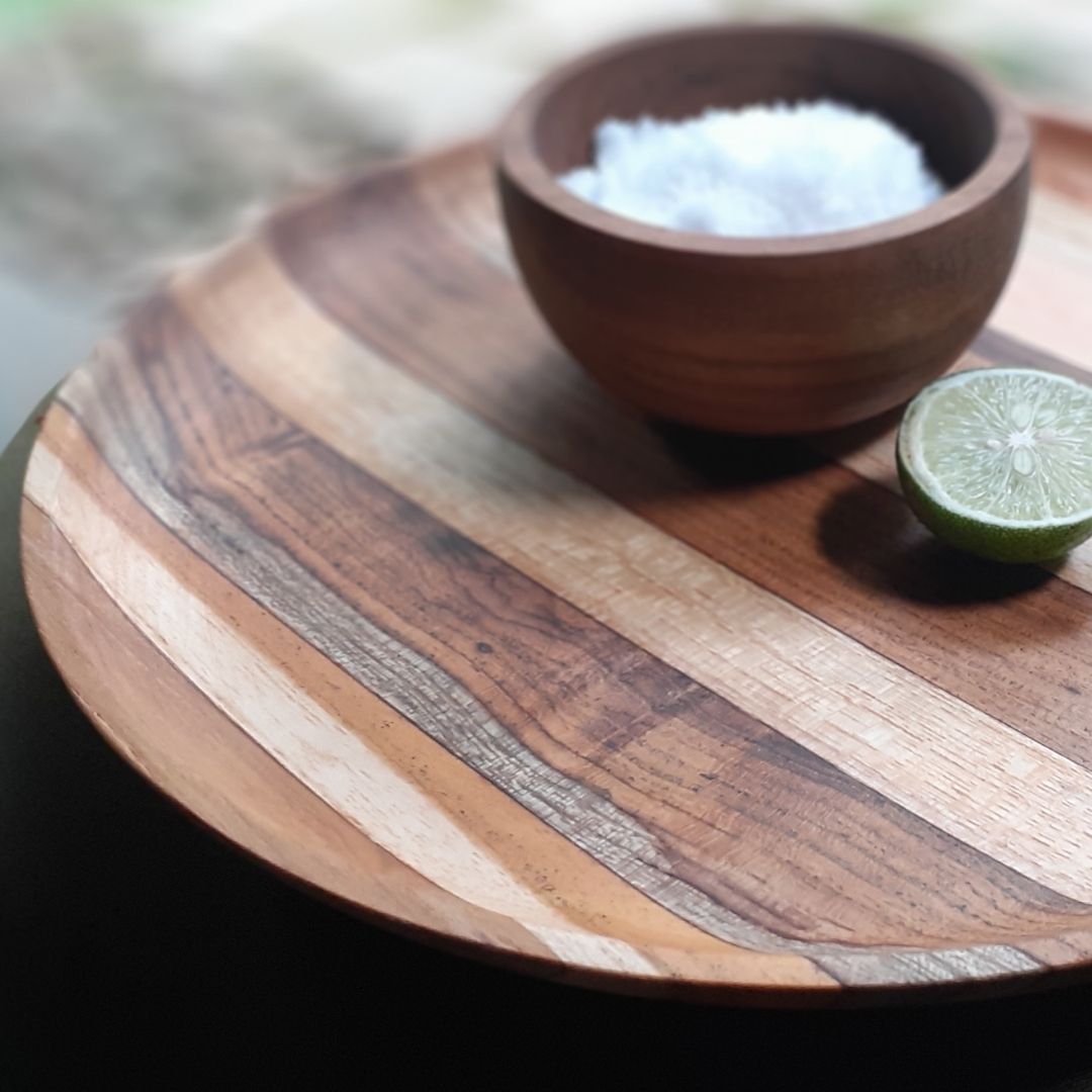 Premium Upcycled End Grain Wooden Serving Plate showcasing unique patterns and rich wood grain, handcrafted from reclaimed hardwoods.