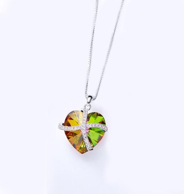 Rainbow Sleek Heart Pavé Lining Necklace in 14K White Gold featuring a heart-shaped pendant with colorful stones on a link chain.