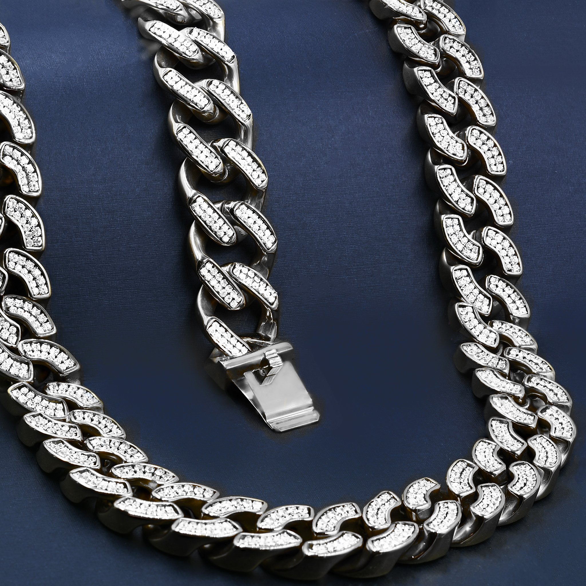 REFINED Stainless Steel Chain by Bling Master in Silver and Gold, showcasing its sleek design and quality craftsmanship.