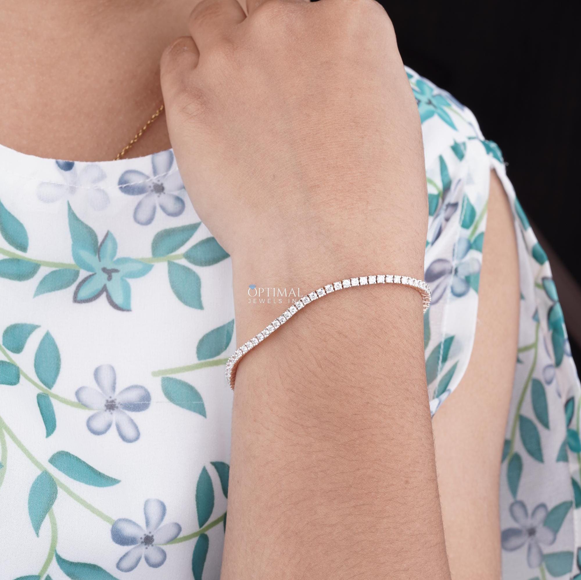 Elegant rose gold bracelet featuring a 1.00 CT round cut lab-grown diamond, perfect for everyday wear.