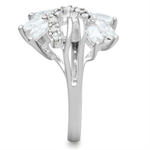 SS018 Silver 925 Sterling Silver Ring featuring a clear AAA Grade CZ stone, showcasing its elegant design and shiny finish.