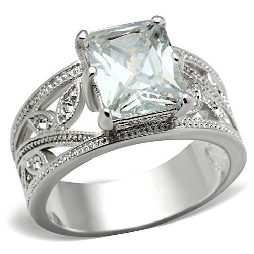SS024 Silver 925 Sterling Silver Ring featuring a clear AAA Grade CZ stone, showcasing its elegant design and craftsmanship.