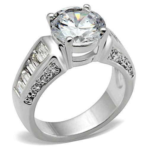 SS031 Silver 925 Sterling Silver Ring featuring a clear AAA Grade CZ stone, showcasing elegance and craftsmanship.