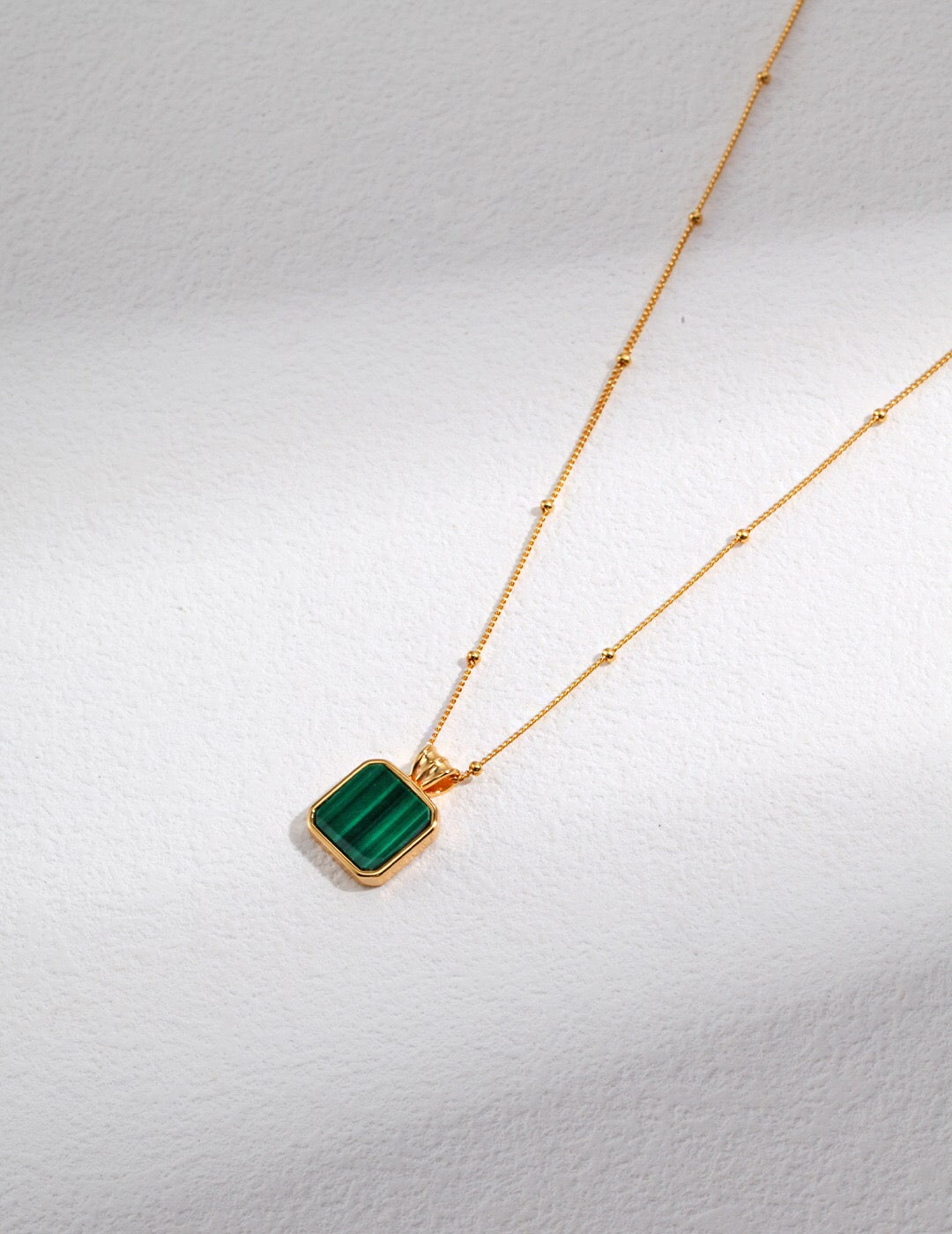 Satellite Chain Square Malachite Pendant Necklace featuring a natural malachite stone pendant on a gold vermeil chain.