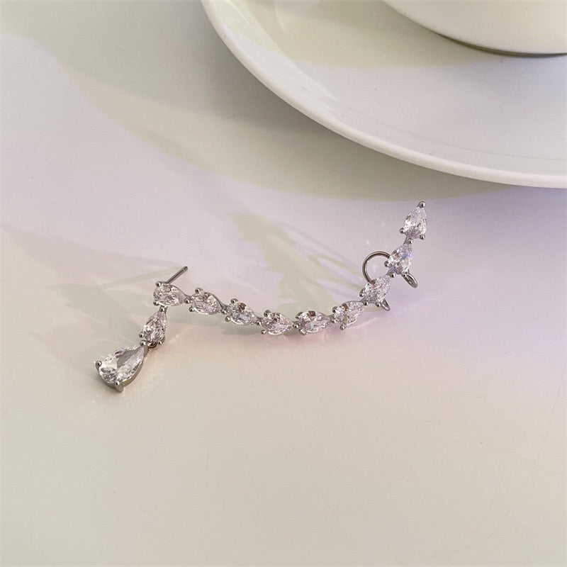 Single Shining Arc-Shaped Multi Zircon Water Drops Ear Stud and Clip featuring elegant design and sparkling accents.