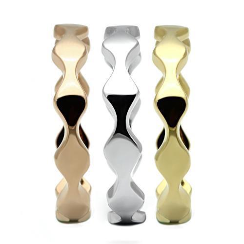 TK1002 Three Tone Stainless Steel Ring featuring IP Gold, IP Rose Gold, and high polished finish, showcasing its elegant design.