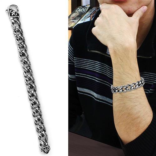TK1977 High Polished Stainless Steel Bracelet showcasing its sleek design and shiny finish.