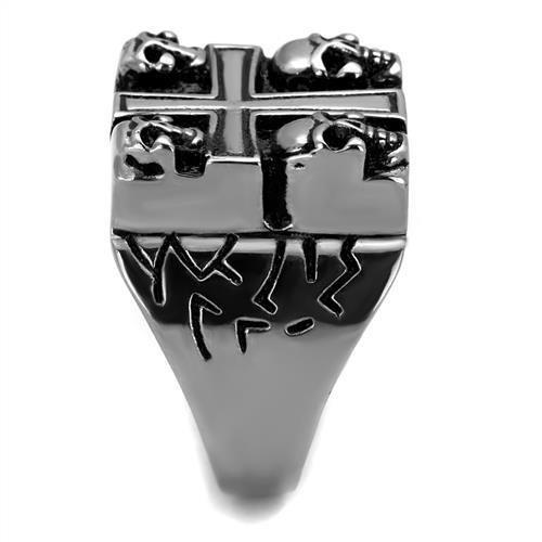 TK2316 High Polished Stainless Steel Ring featuring a jet black epoxy center stone, showcasing a sleek and modern design.
