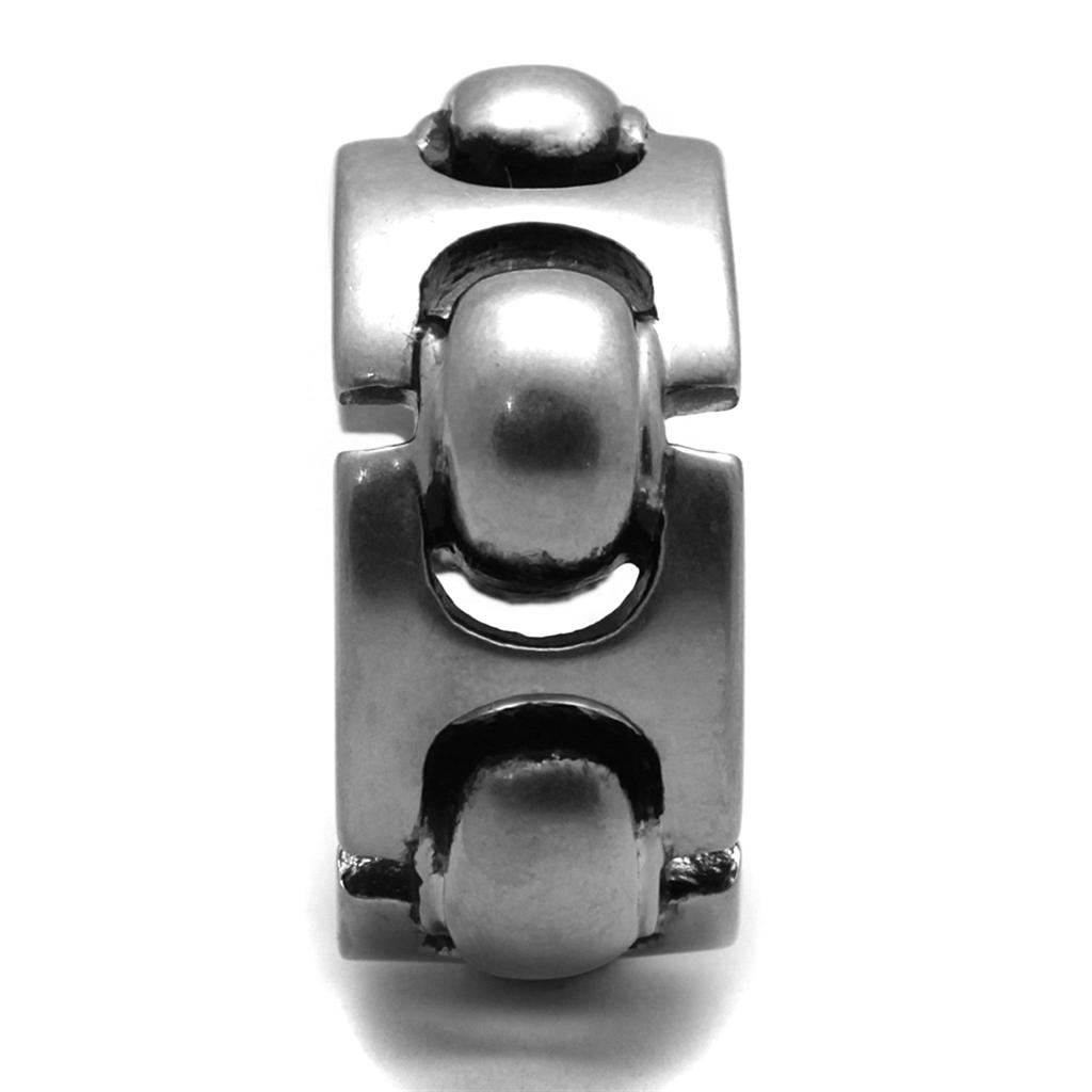 TK2421 Antique Silver Stainless Steel Ring featuring a jet epoxy center stone, showcasing a vintage design.