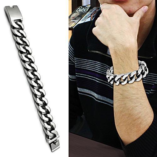 TK442 High Polished Stainless Steel Bracelet showcasing its sleek design and shiny finish.