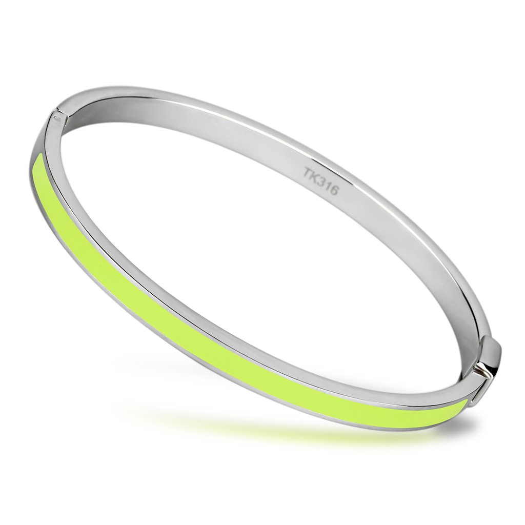 TK746 High Polished Stainless Steel Bangle featuring an apple green epoxy stone, showcasing its elegant design and shiny finish.