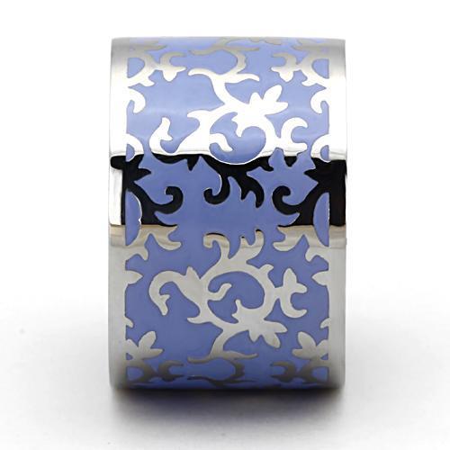 TK825 High Polished Stainless Steel Ring featuring a vibrant amethyst epoxy center stone, showcasing a sleek and modern design.