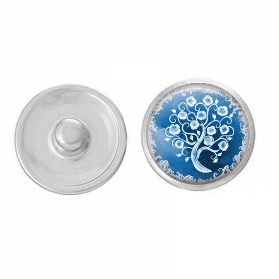 Trees - Winter Swirls Snap charm, featuring vibrant colors and intricate design, compatible with various snap jewelry bases.