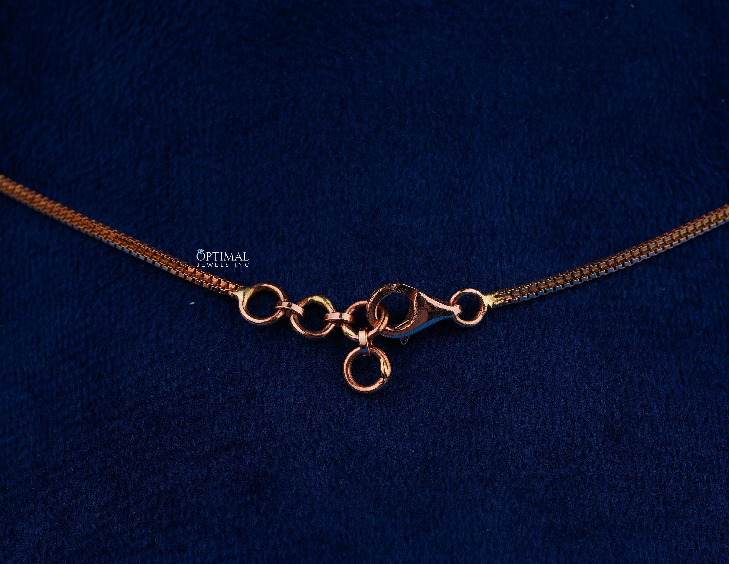 A stunning Unique Floral Design Diamond Necklace featuring 2.00 Ctw round lab-grown diamonds, elegantly crafted for bridal wear.