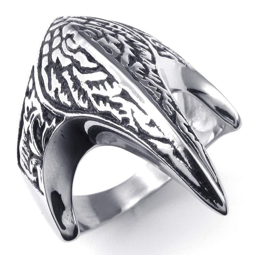 A beautifully crafted Vintage Phoenix Ring made of alloy, featuring an intricate phoenix design with detailed wings.