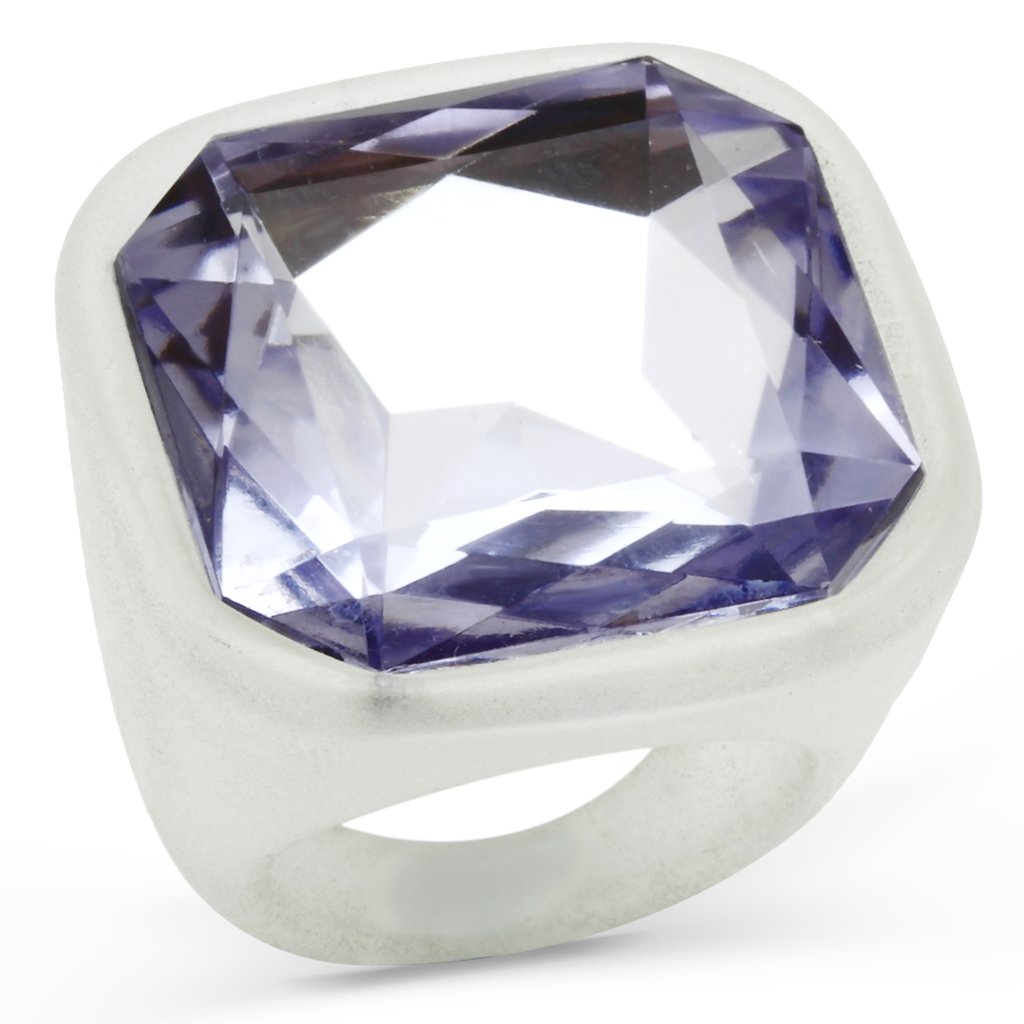 VL013 Resin Ring featuring a Light Amethyst synthetic acrylic stone, showcasing a modern and elegant design.