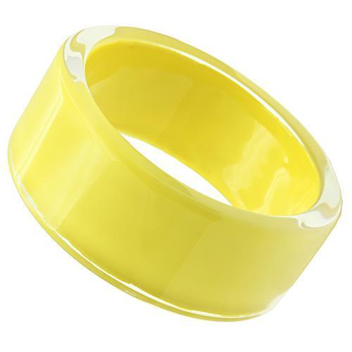 VL042 Resin Bangle featuring a synthetic stone in vibrant citrine yellow, showcasing its elegant design and lightweight structure.