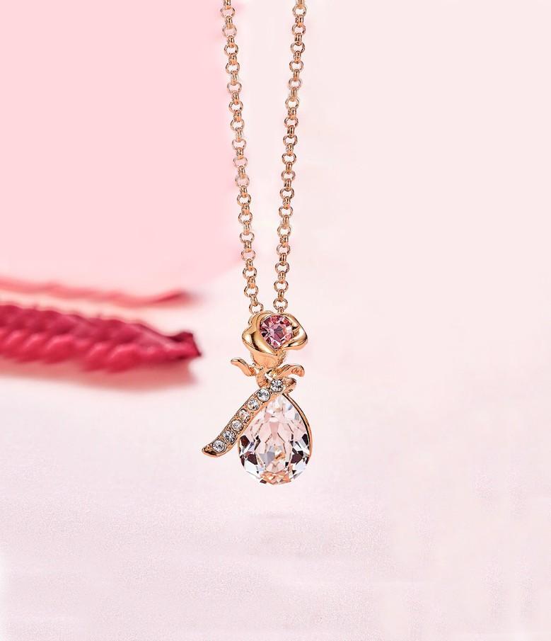 Elegant White Elements Teardrop Pear Cut Pav'e Floral Necklace in 14K Rose Gold, featuring a teardrop pendant and link chain.
