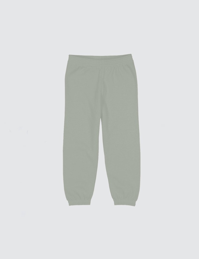 Ivy Sweatpants made from organic cotton, featuring a timeless color and oversized fit for kids.