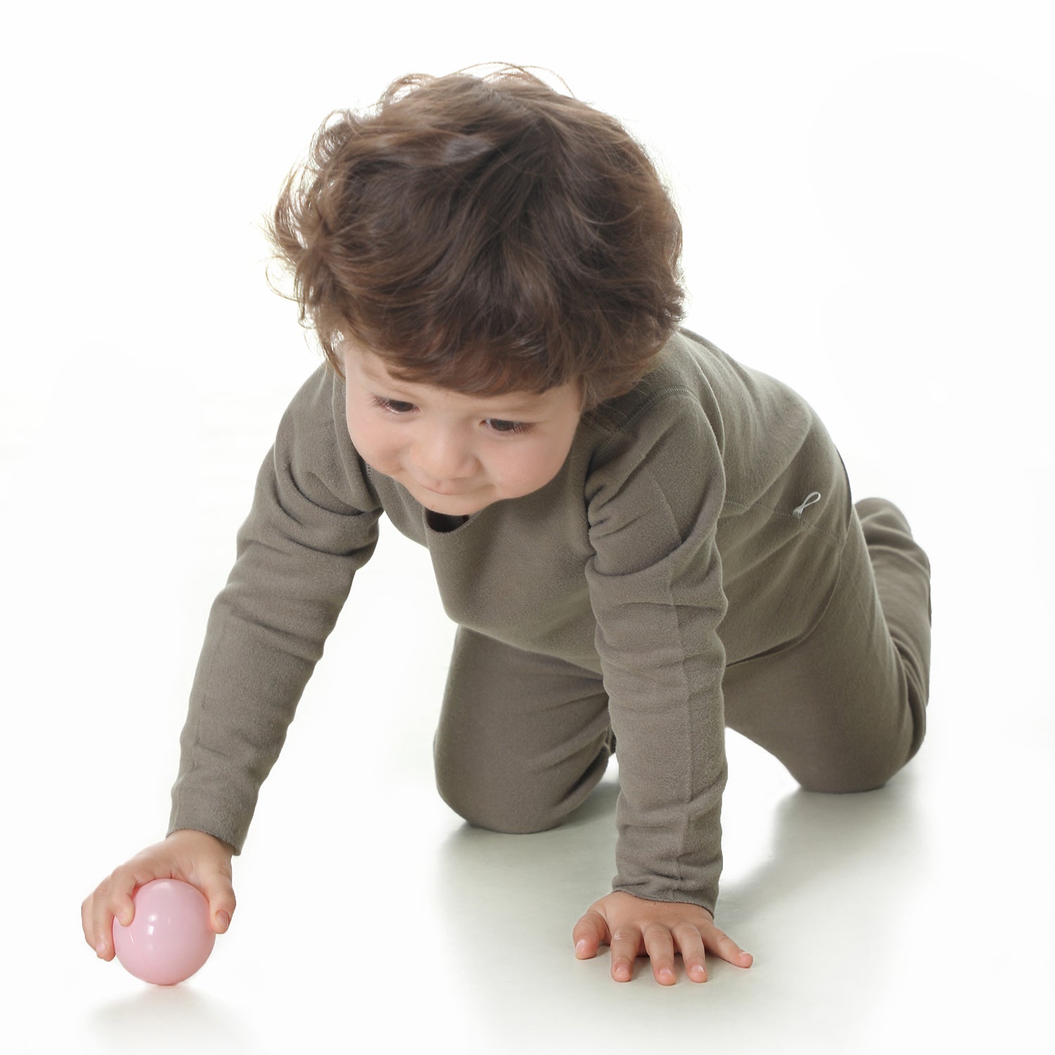 The Ultimate Thermals Base Layer Set for toddlers, featuring soft fabric, adorable designs, and advanced moisture-wicking and antimicrobial properties.