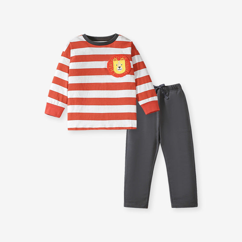 A vibrant red boys' casual outfit featuring appliqué embroidery of a lion, made from soft cotton, perfect for spring and autumn wear.