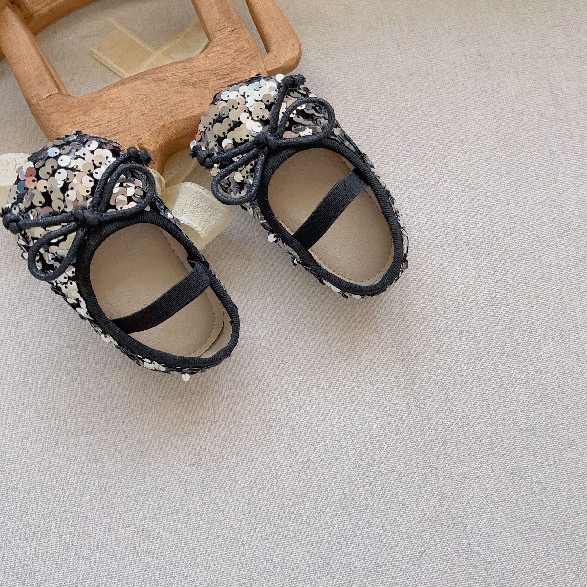 Autumn Baby Girl Sequin Design Toddler Soft-Sole shoes in black, pink, and grey with patchwork design.