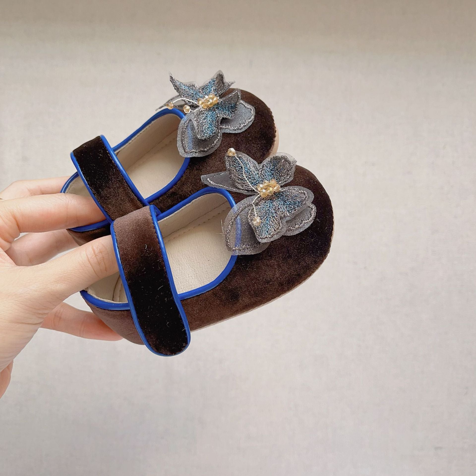 Autumn Baby Girl Tulle Butterfly Soft-Sole Shoes in Black, Pink, Beige, and Brown with anti-slip features.