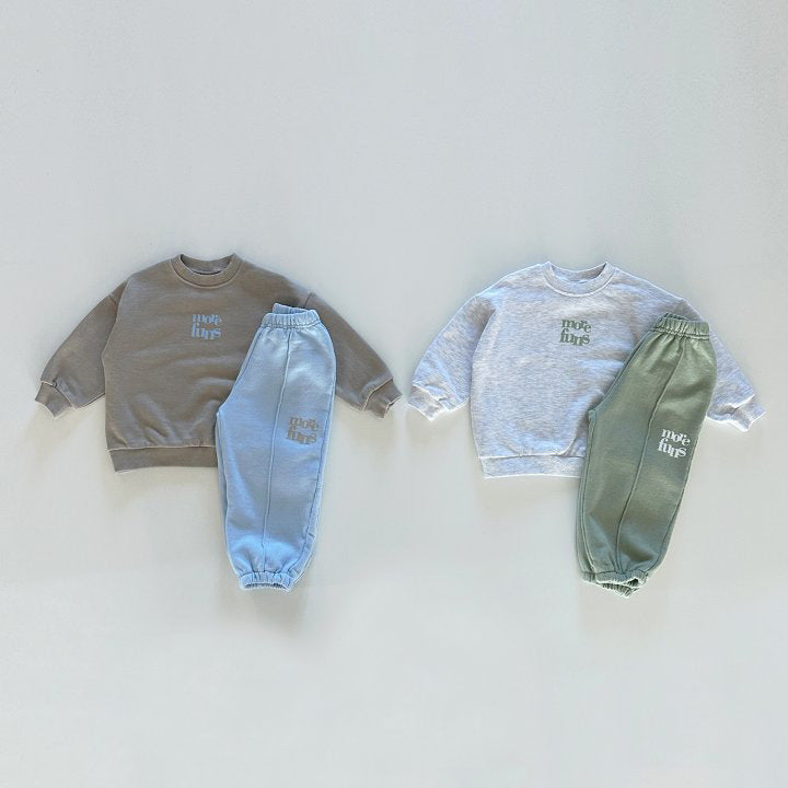 Autumn Baby Kids Unisex Casual Pullover and Pants in blue and green with letter pattern, suitable for boys and girls.