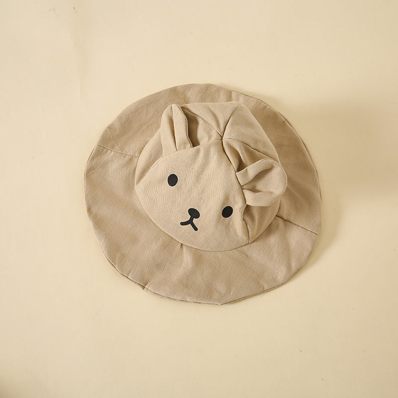 Adorable baby outfit featuring stereoscopic bear design, sleeveless straps, and shorts, perfect for summer wear.