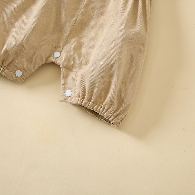 Adorable baby outfit featuring stereoscopic bear design, sleeveless straps, and shorts, perfect for summer wear.