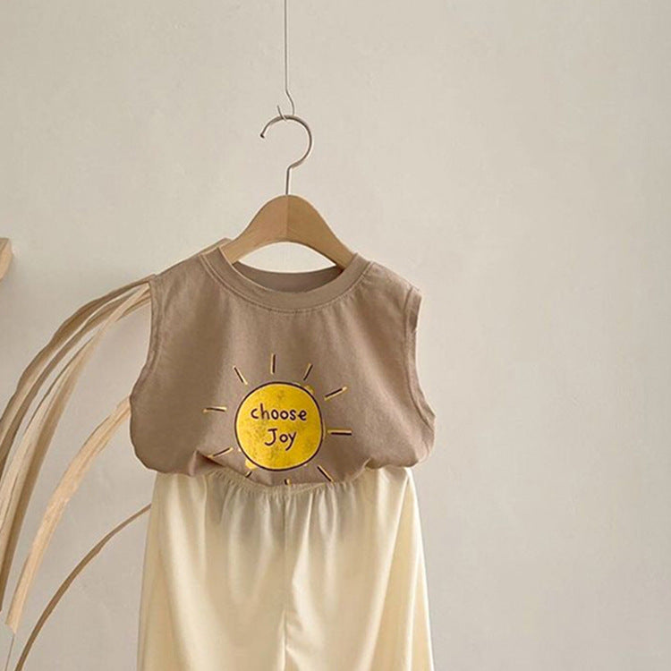 Baby boys and girls sleeveless round cotton top featuring a sun pattern print, available in white and khaki colors.